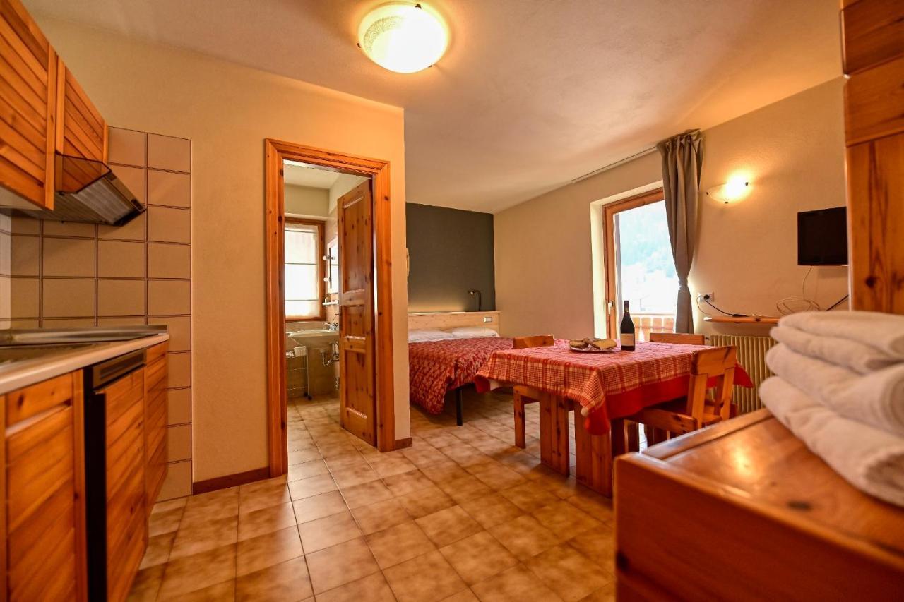 Residence Raethia Tra Bormio E Livigno Pradelle Exterior foto