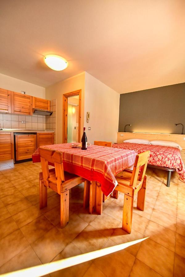 Residence Raethia Tra Bormio E Livigno Pradelle Exterior foto