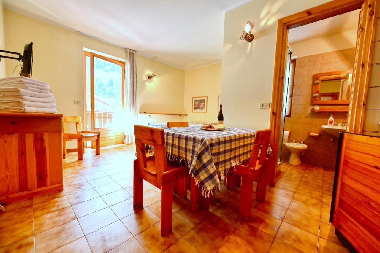 Residence Raethia Tra Bormio E Livigno Pradelle Exterior foto